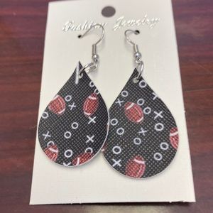 Feather weight earrings